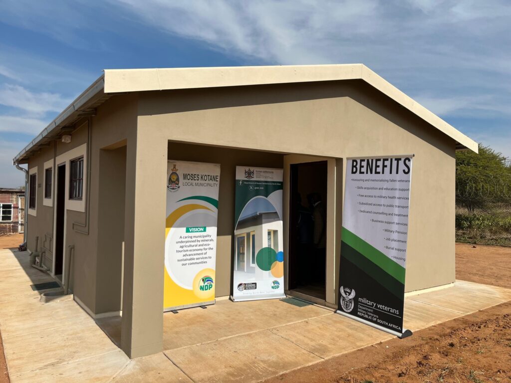 Moses Kotane Local Municipality and COGHSTA Hand Over Houses to Military Veterans