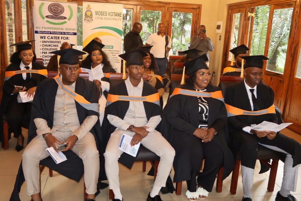 MOSES KOTANE LOCAL MUNICIPALITY BTO EMPLOYEES GRADUATE
